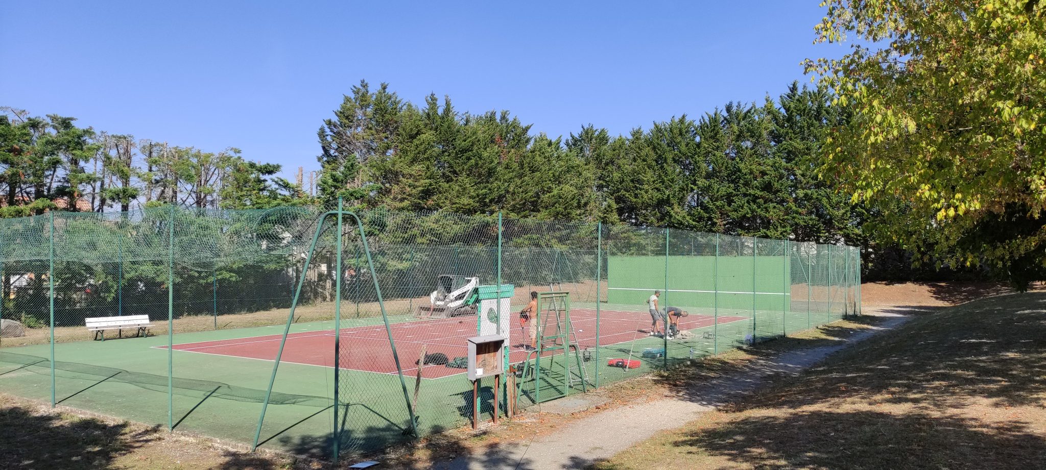 Rénovation du terrain de tennis Mairie de BerryBouy